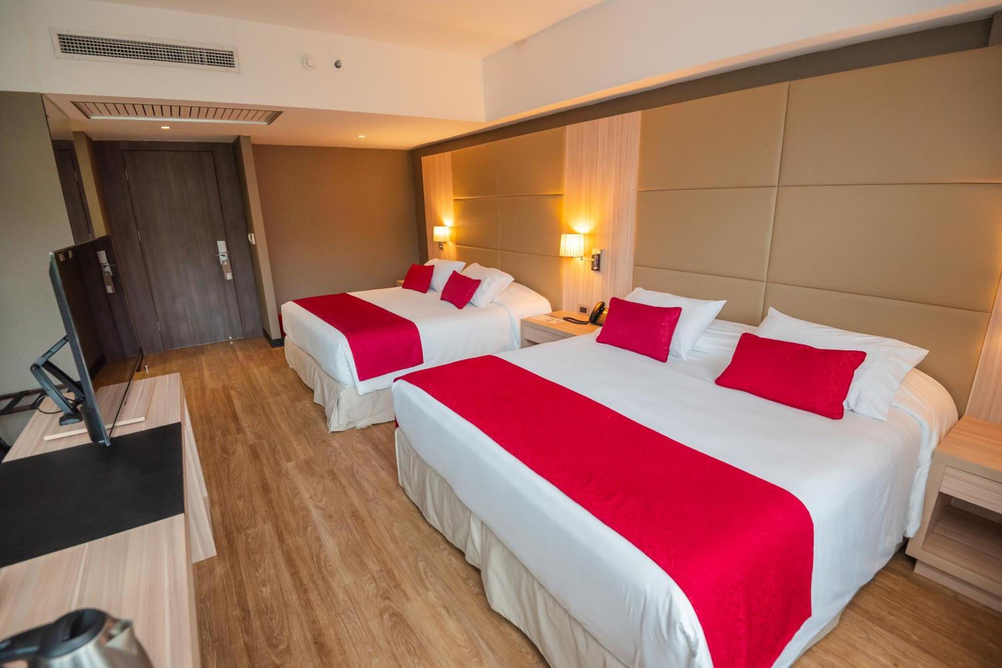 Savoy Hotel Encarnacion Ngoại thất bức ảnh