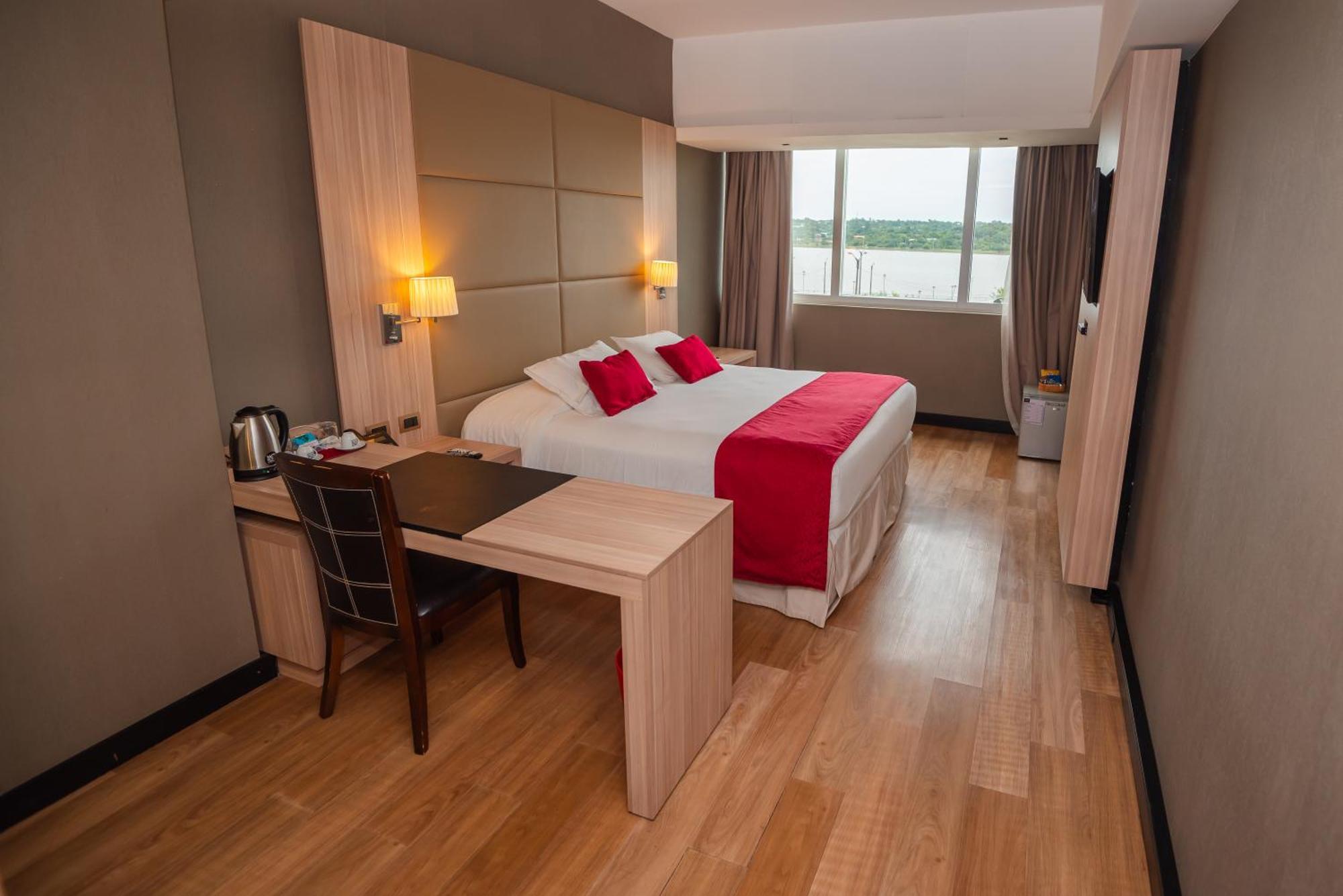 Savoy Hotel Encarnacion Ngoại thất bức ảnh